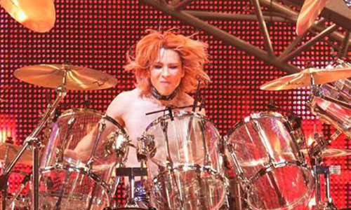 YOSHIKI